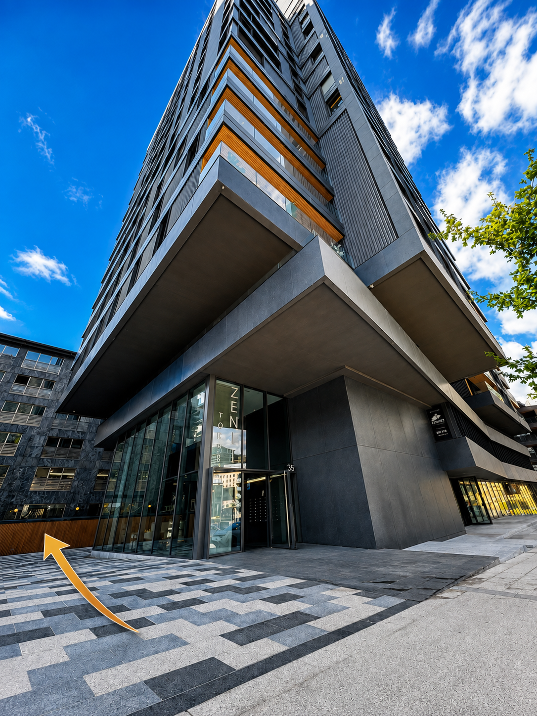 Accés a Privex dins de Torre Zenith